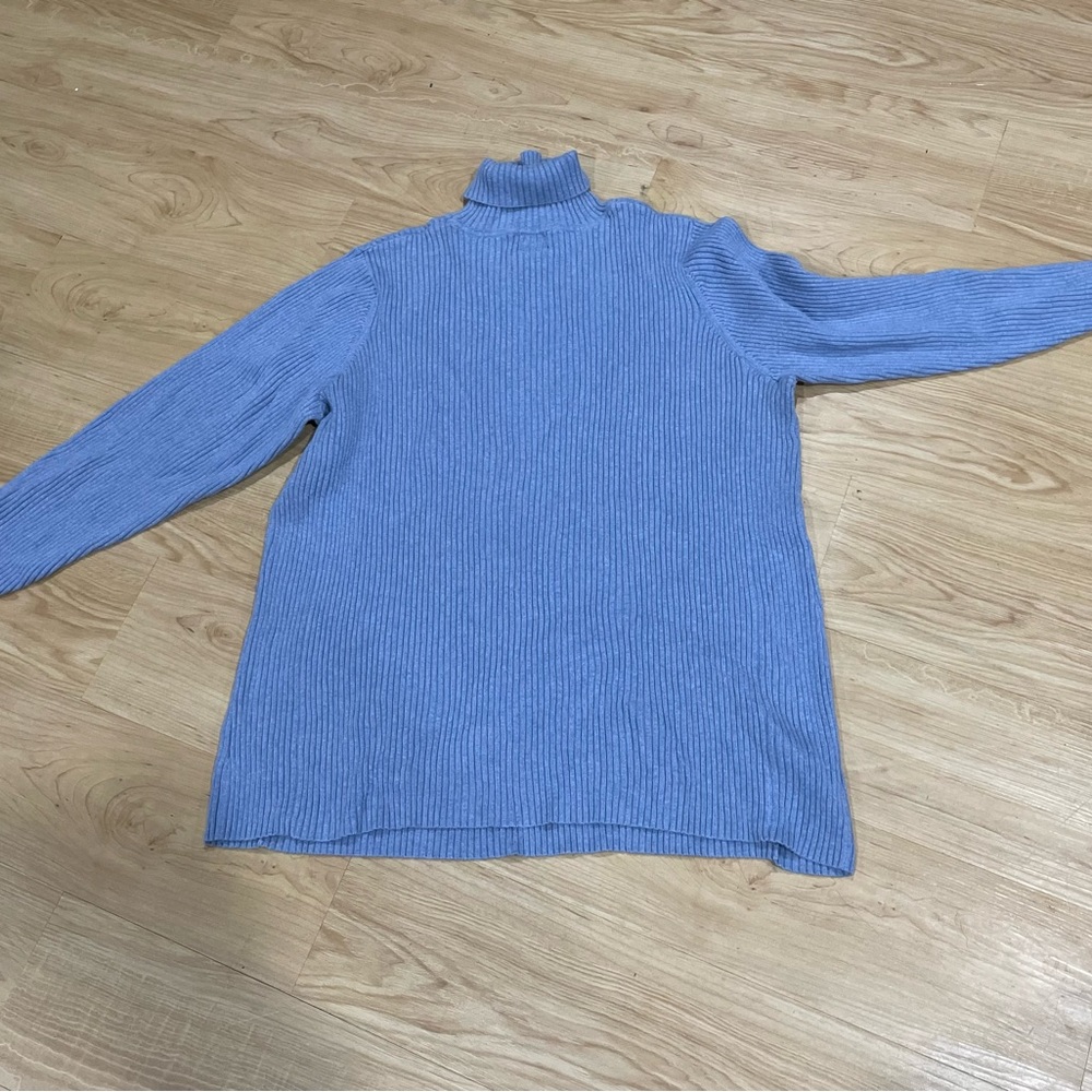 Duo Maternity Top.  Ribbed Blue Top